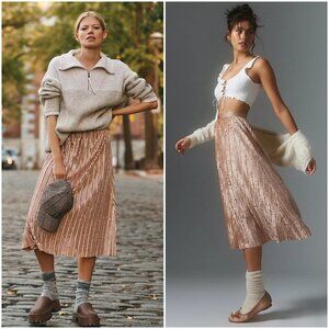 Beyond Yoga Uptown Pleated Skirt champagne velvet XS midi rose gold CK5105